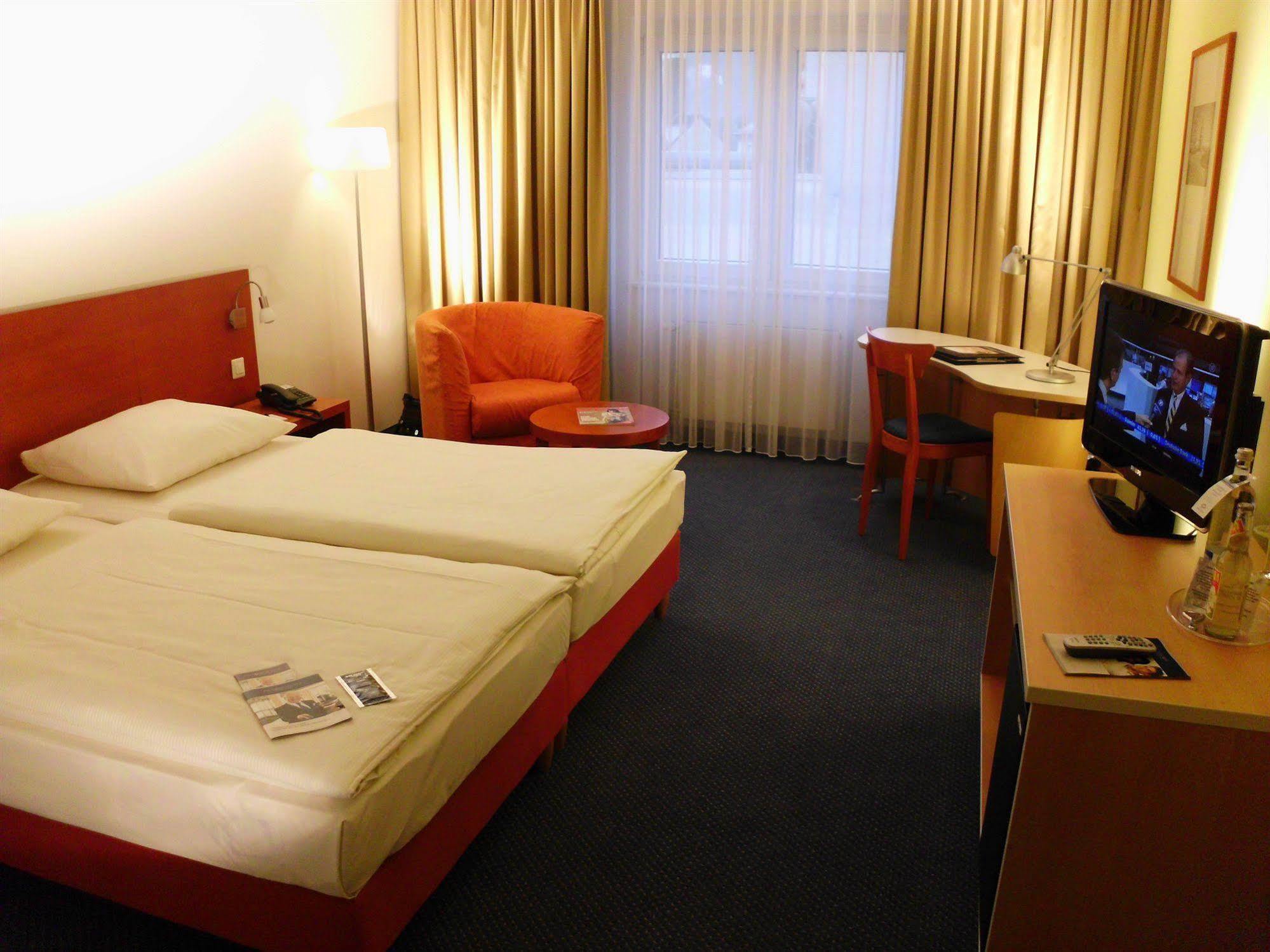 Welcome Hotel Marburg Bagian luar foto